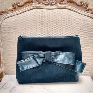 Velvet Bow Cosmetics Clutch Pouch Bag New No Tag